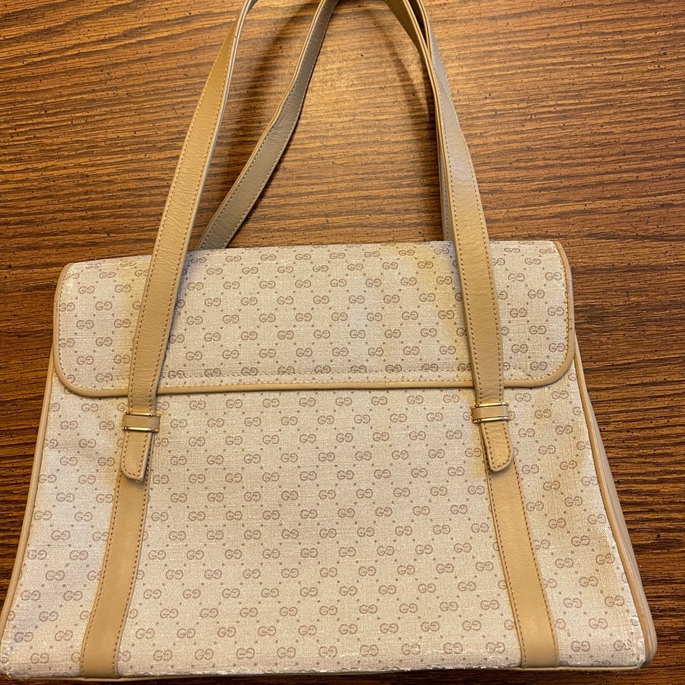 Gucci Vintage Micro GG Shoulder Bag Authenticated - Picture 4 of 17